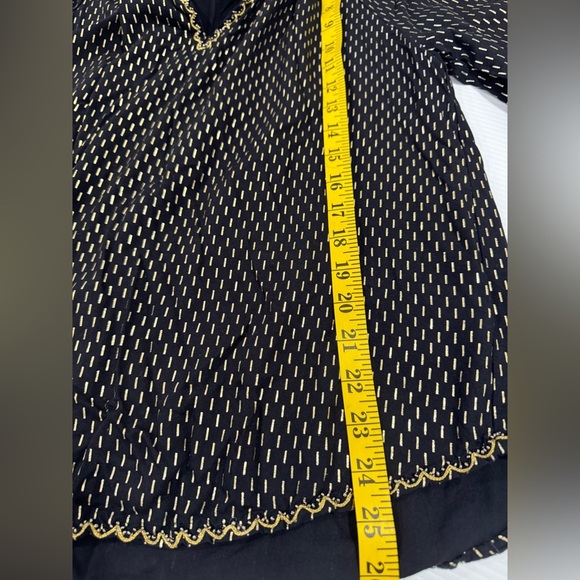 Velvet by Graham & Spencer Milla Gold Printed Peasant Blouse Sz M - Picture 5 of 10